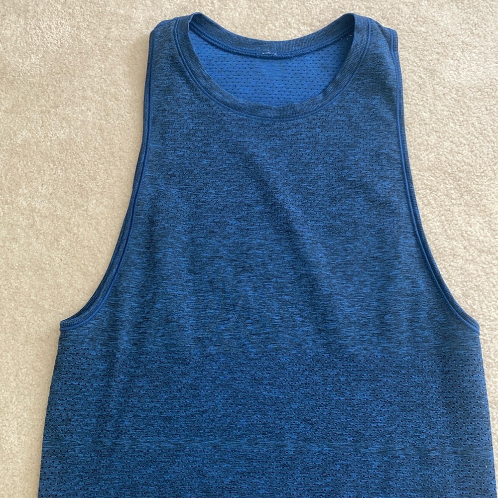 Lululemon Swiftly Tech muscle tank